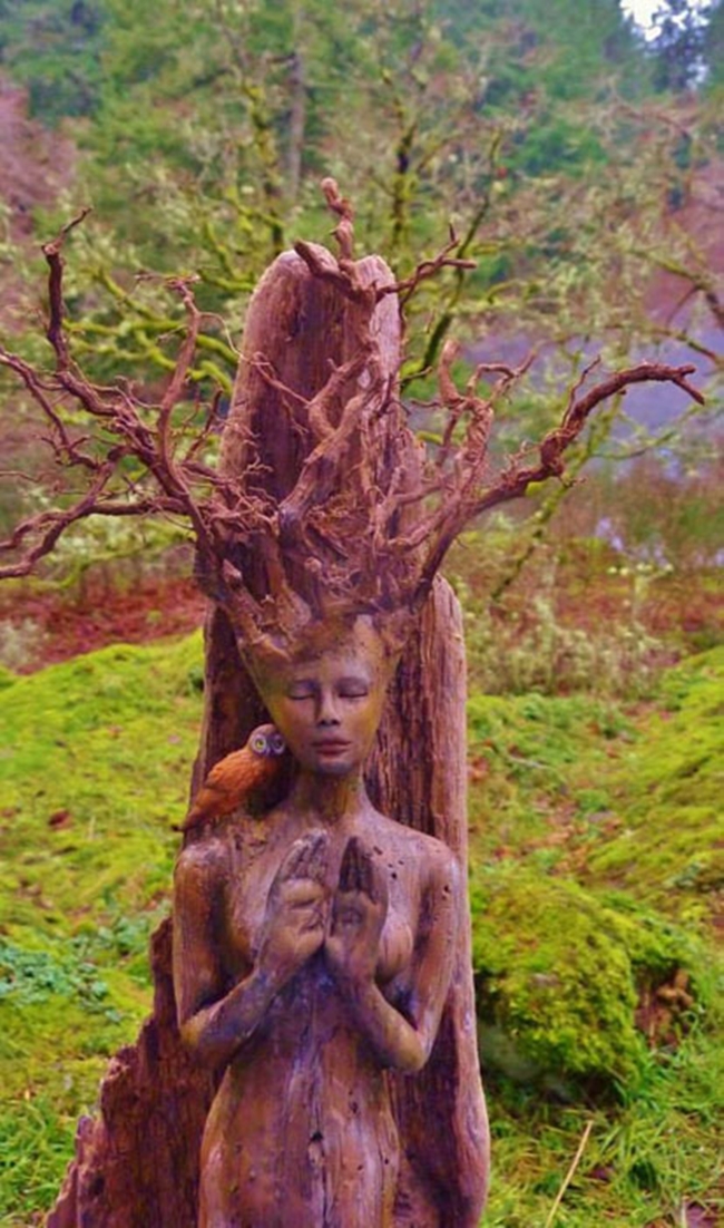 Soul Inside Trees - Amazing Sculptures By Debra Bernier